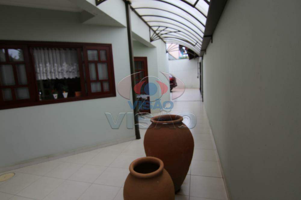 Casa - Sobrado à venda no Jardim Regina: área externa