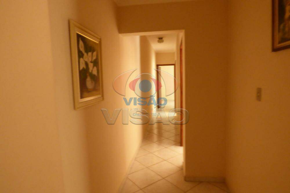 Casa à venda no Cidade Nova: Corredor interno