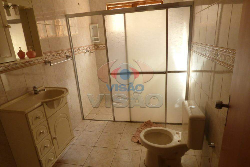 Casa à venda no Cidade Nova: Banheiro suite