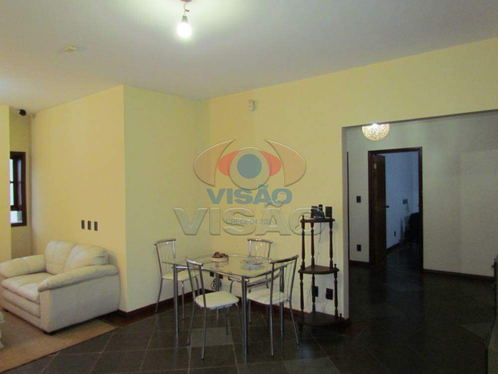 Casa - Sobrado à venda no Vila Suíça: Sala de estar