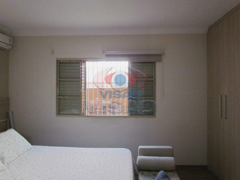 Casa à venda no Chácara Areal: Dormitório 1