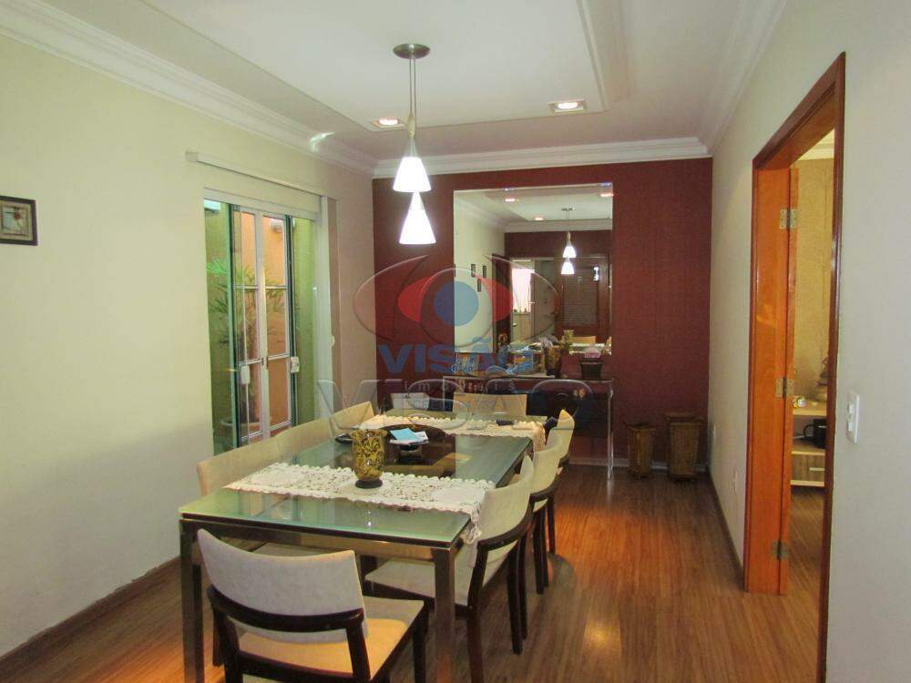 Casa à venda no Chácara Areal: Sala de jantar