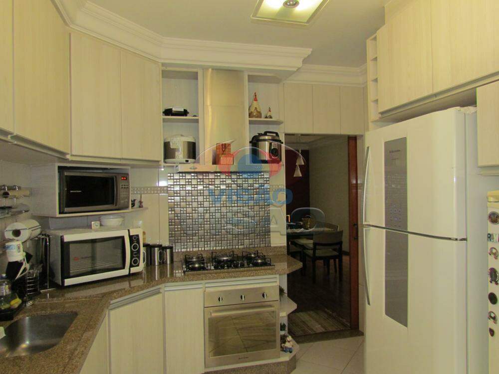 Casa à venda no Chácara Areal: Cozinha