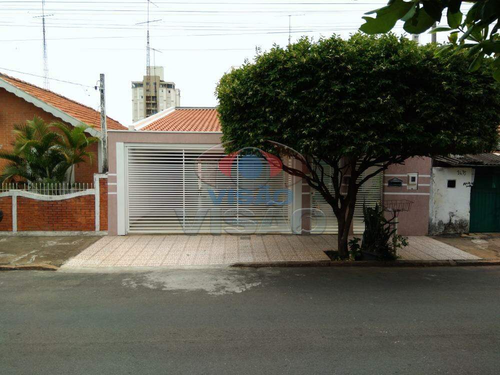 Casa à venda no Centro: Fachada