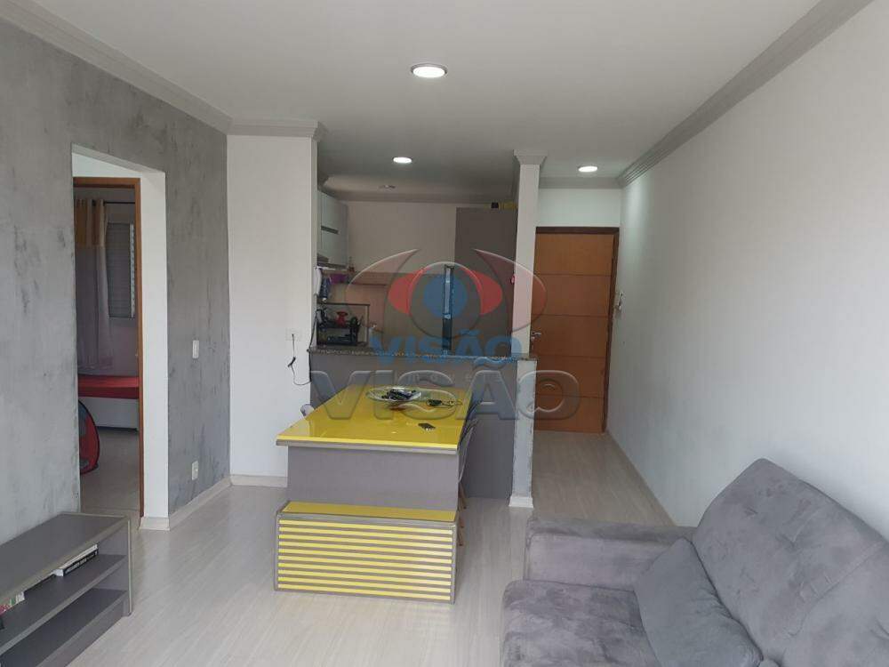 Apartamento à venda no Jardim Três Marias: 