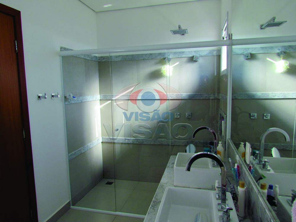 Casa em condomínio à venda no Jardim Bela Vista: