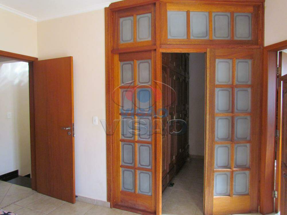 Casa em condomínio à venda no Portal das Acácias: 