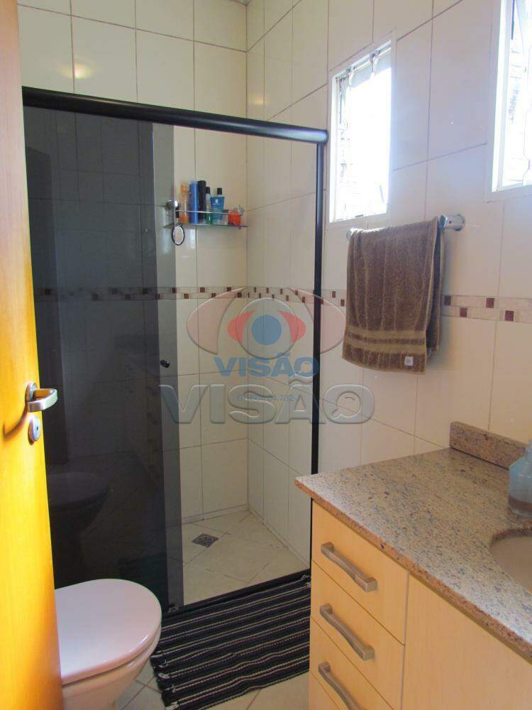 Casa em condomínio à venda no Portal das Acácias: 