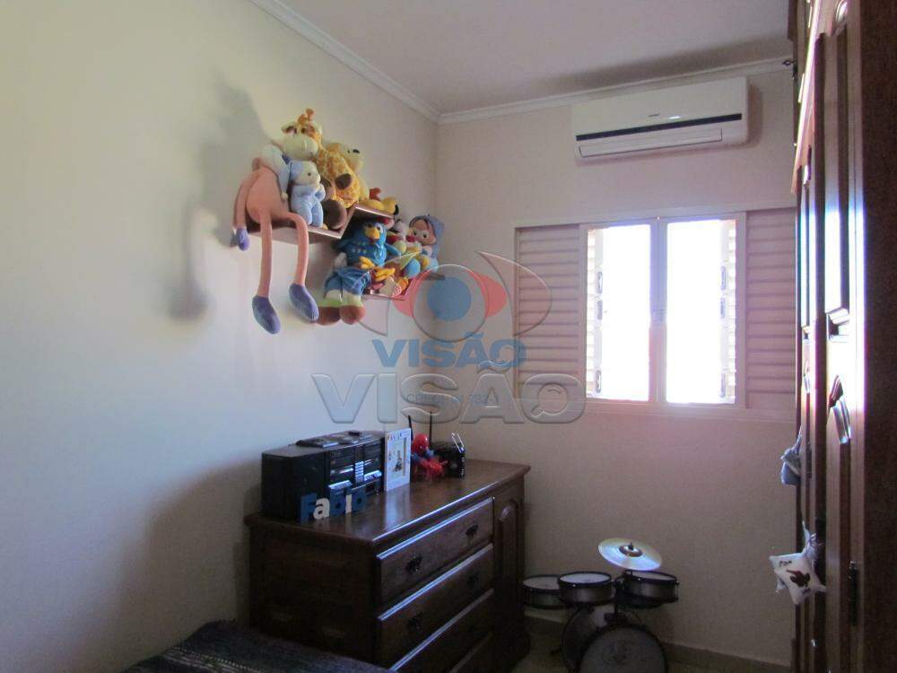 Casa em condomínio à venda no Portal das Acácias: 