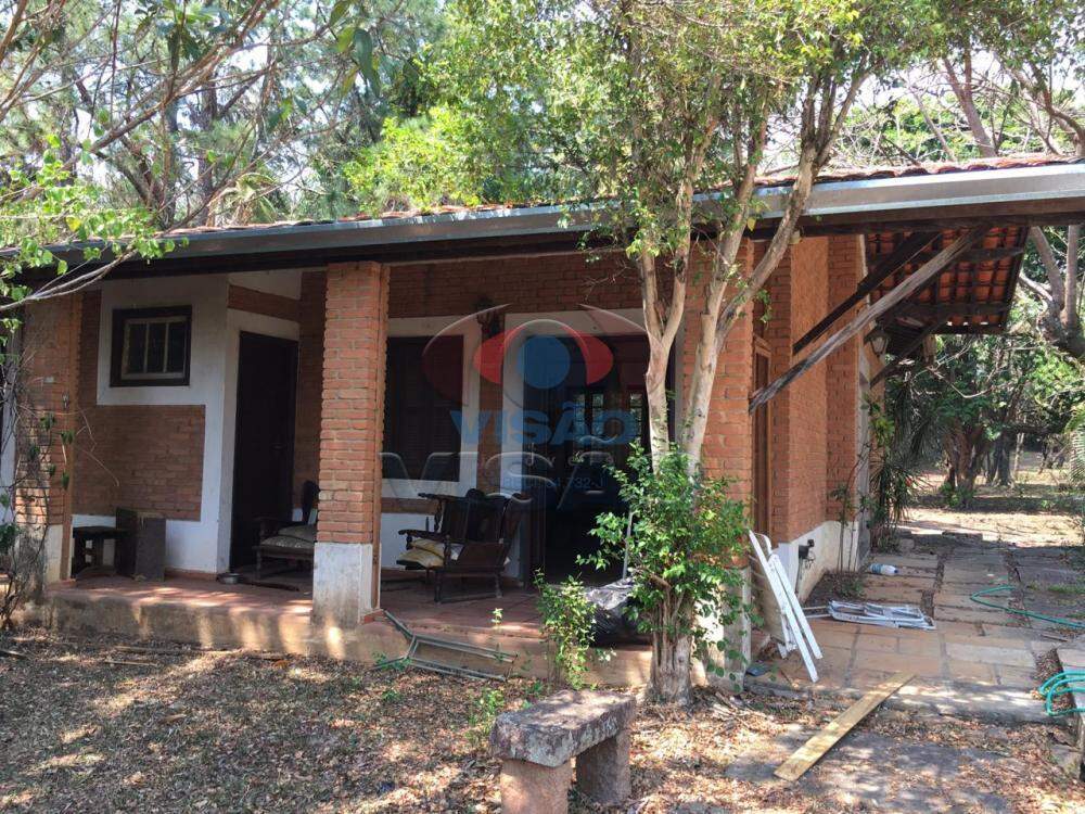Chácara em condomínio à venda no Vale das Laranjeiras: 