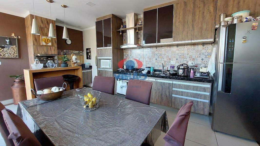 Casa - Sobrado à venda no Jardim Sevilha: 