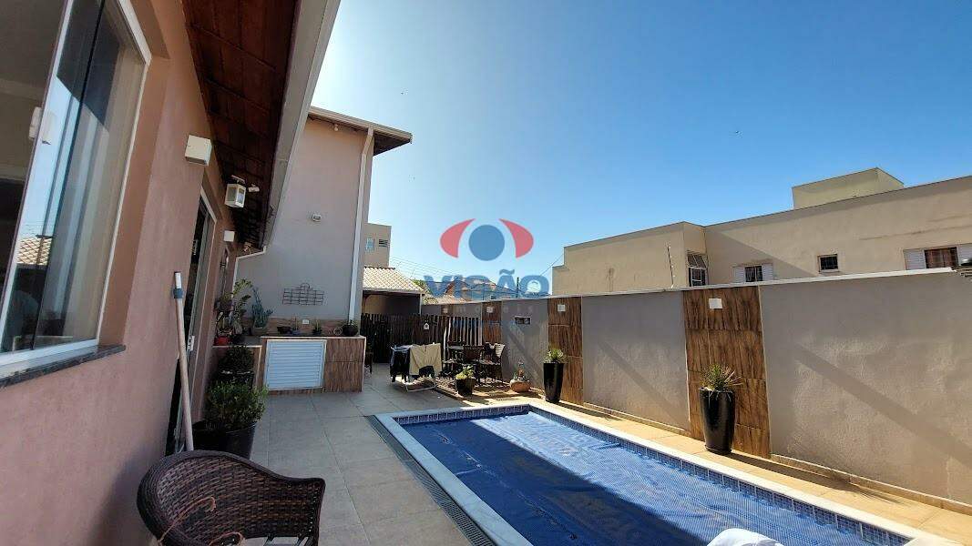 Casa - Sobrado à venda no Jardim Sevilha: 