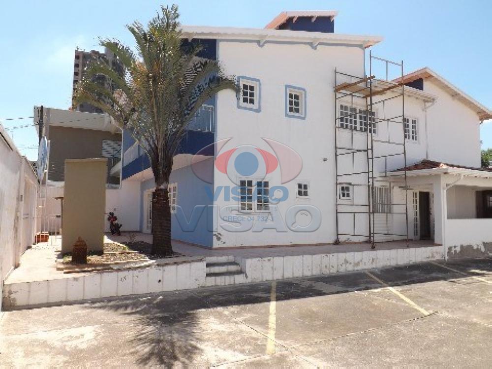 Casa - Sobrado à venda no Centro: 