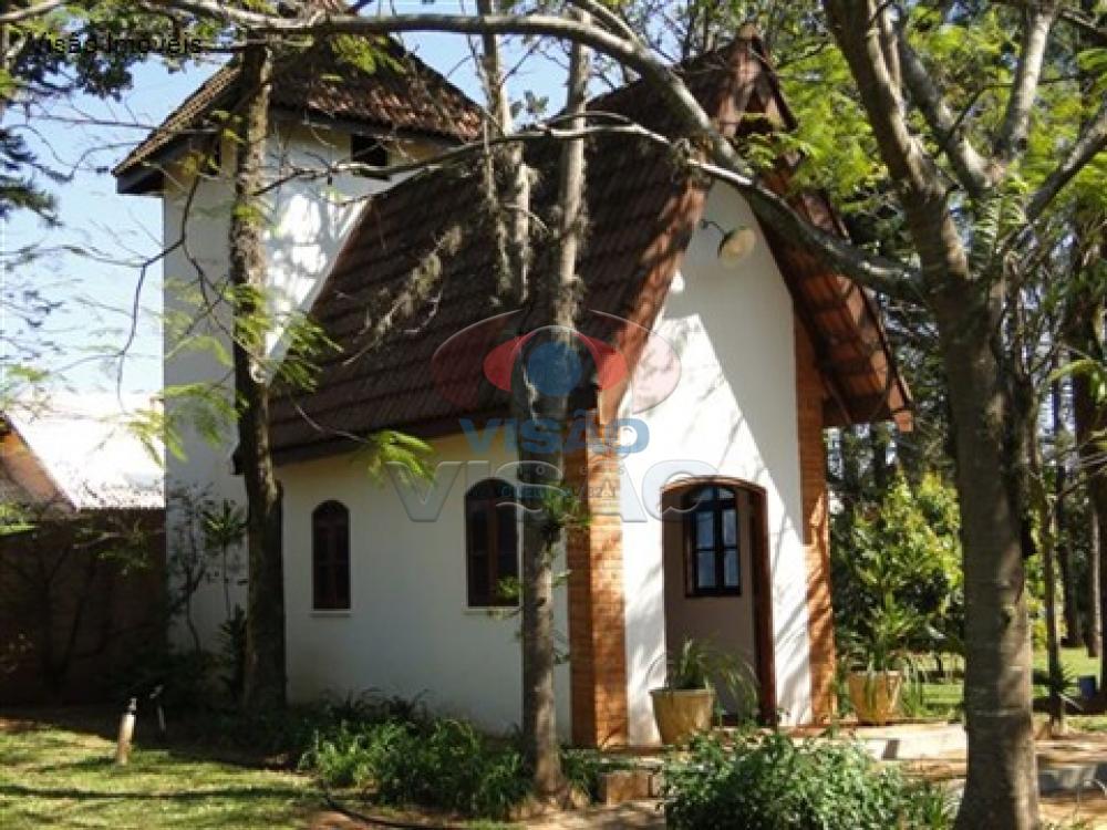 Chácara em condomínio à venda no Vale das Laranjeiras: 