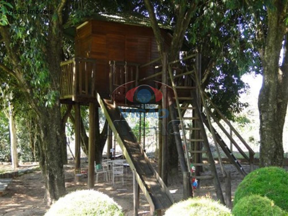 Chácara em condomínio à venda no Vale das Laranjeiras: 
