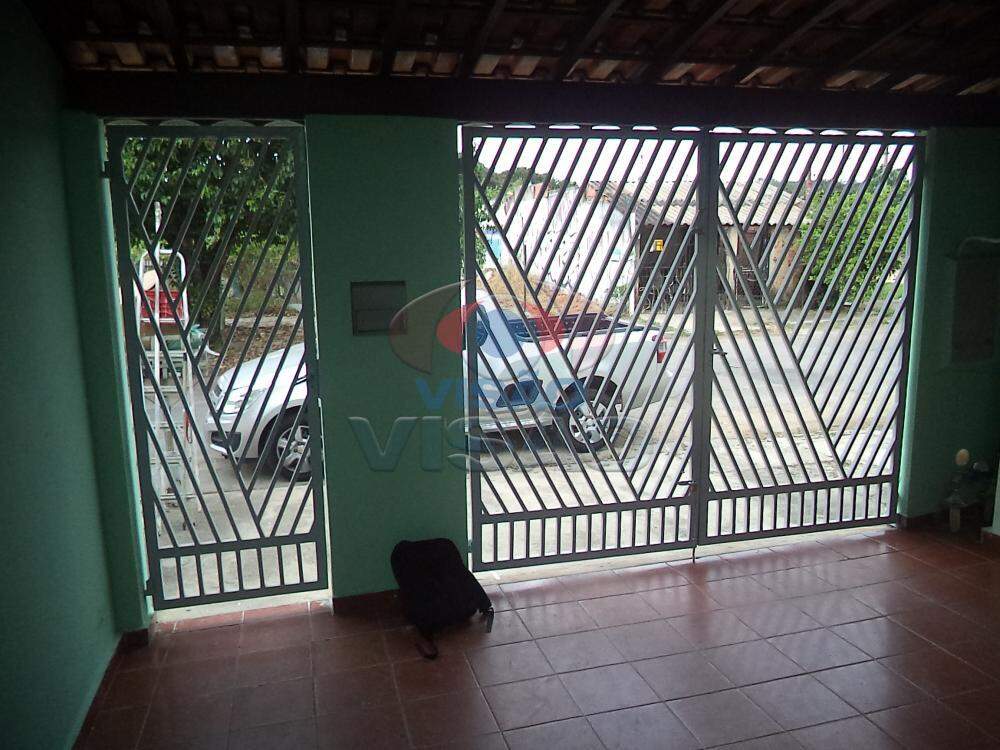 Casa à venda no Jardim Oliveira Camargo: