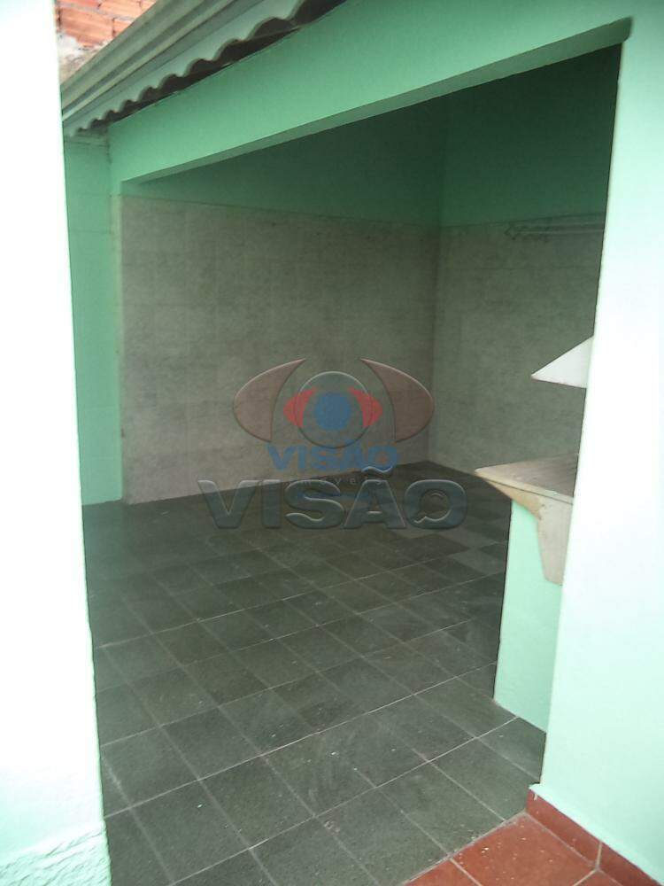 Casa à venda no Jardim Oliveira Camargo: