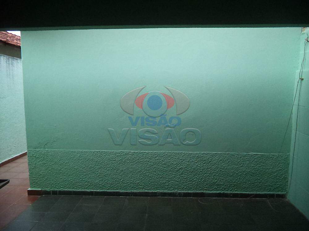 Casa à venda no Jardim Oliveira Camargo: