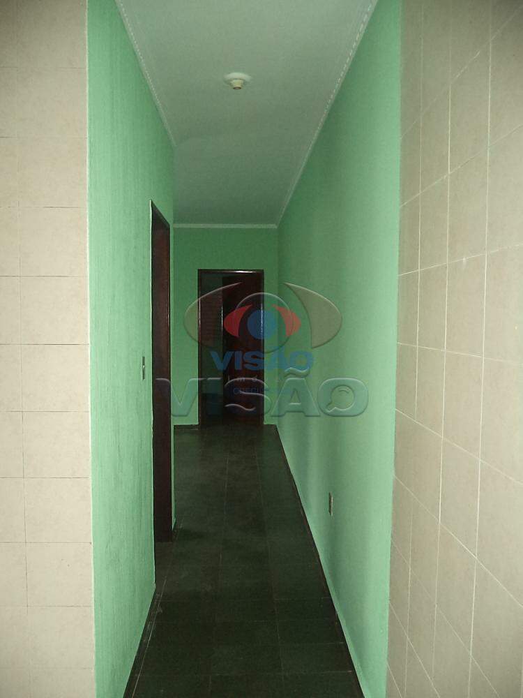 Casa à venda no Jardim Oliveira Camargo: