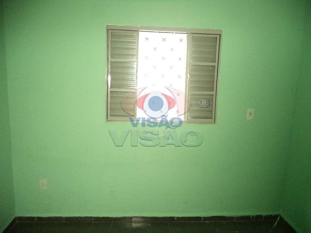 Casa à venda no Jardim Oliveira Camargo: