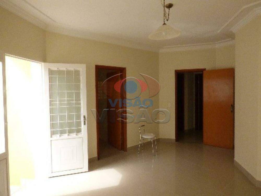 Casa - Sobrado à venda no Jardim Jequitibá: 