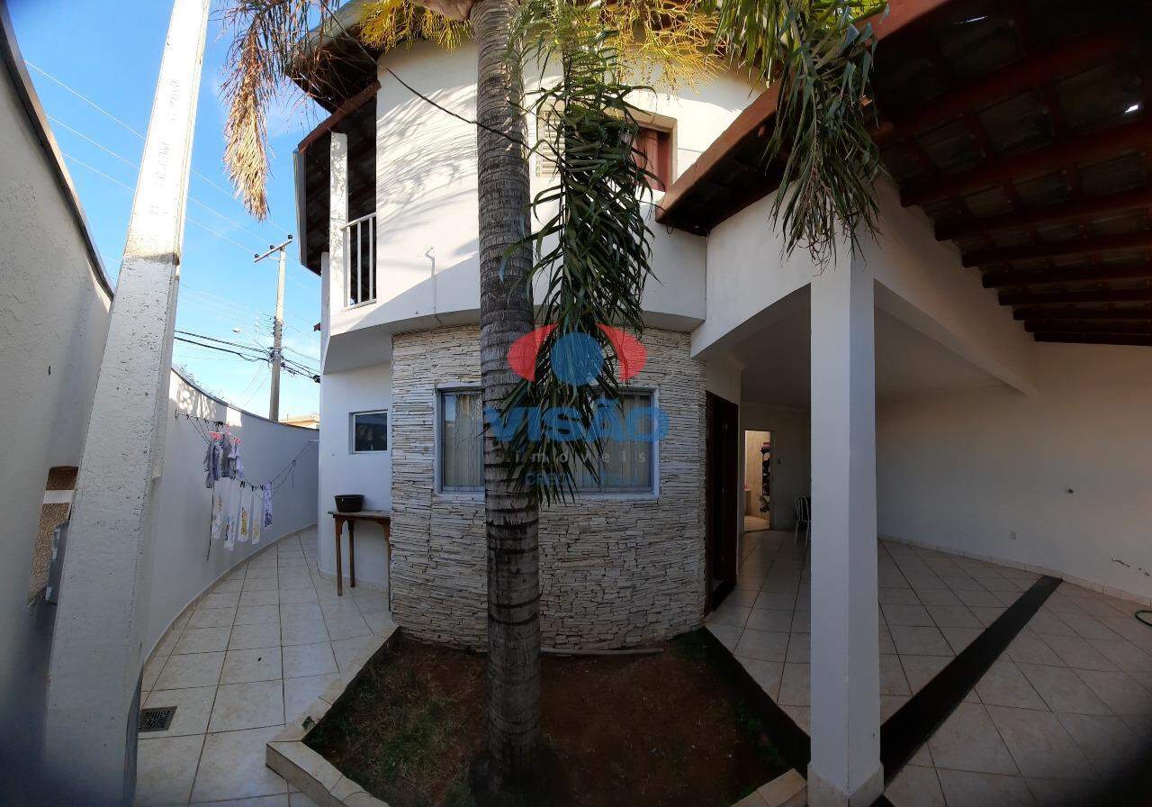 Casa - Sobrado à venda no Residencial Monte Verde: 