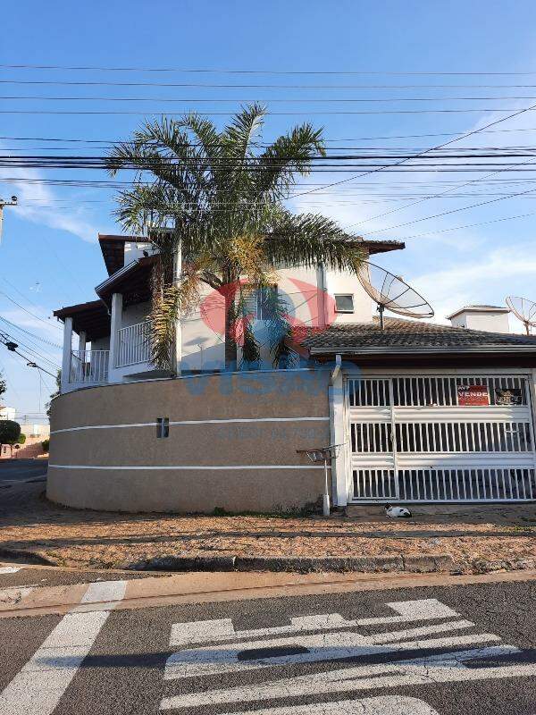 Casa - Sobrado à venda no Residencial Monte Verde: 