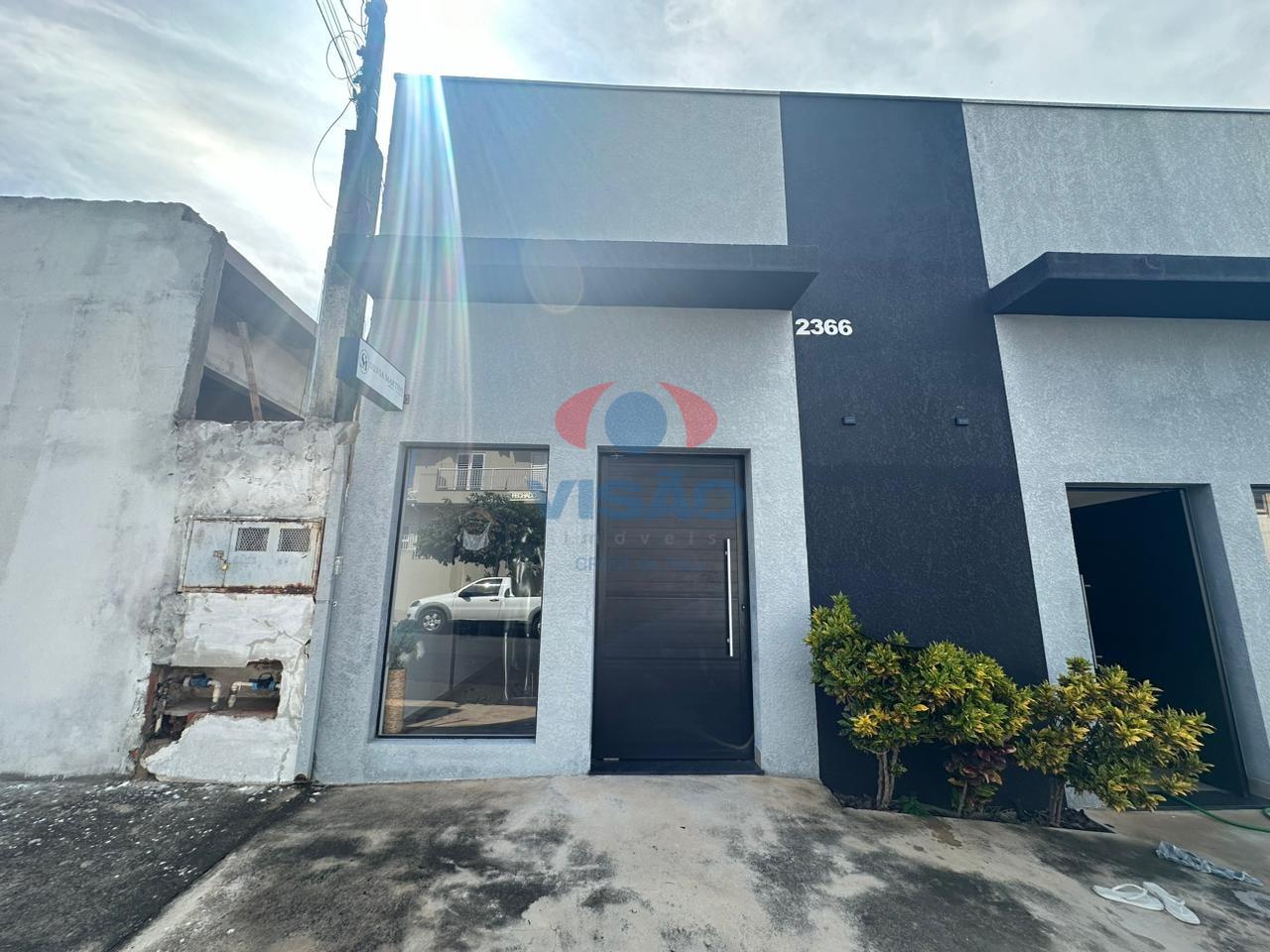 Salão para aluguel no Vila Avai: 