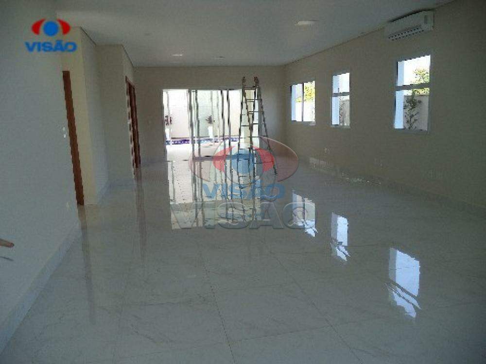 Casa em condomínio à venda no Vila Avai: 