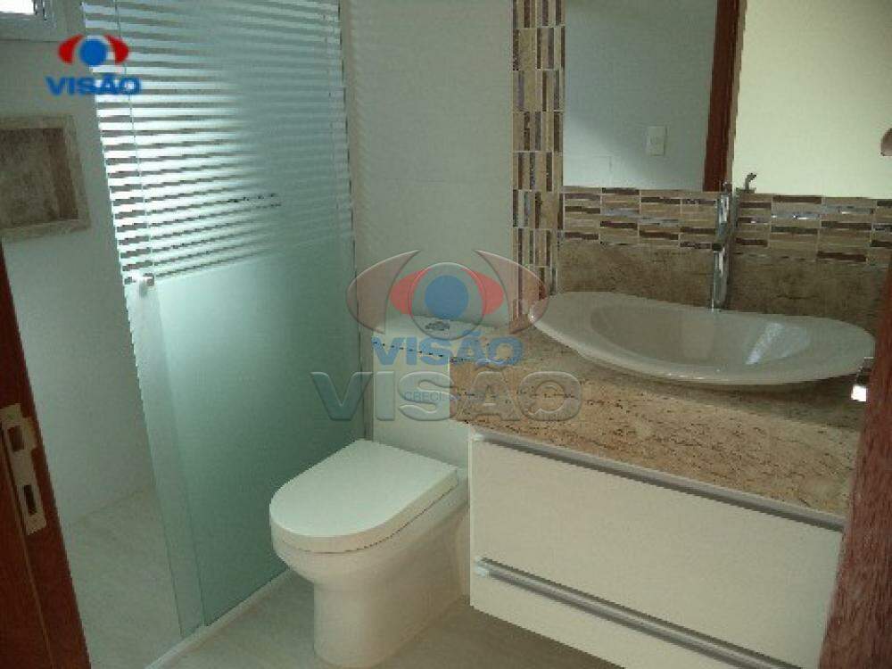 Casa em condomínio à venda no Vila Avai: 