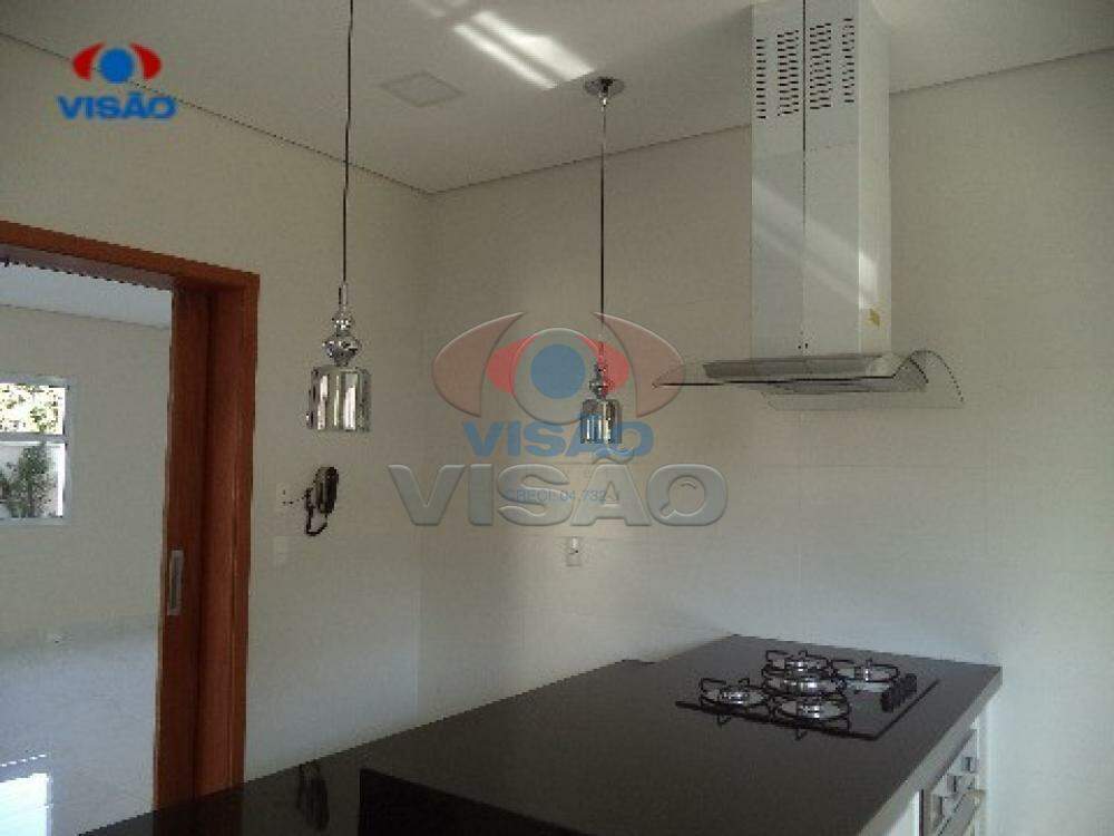 Casa em condomínio à venda no Vila Avai: 