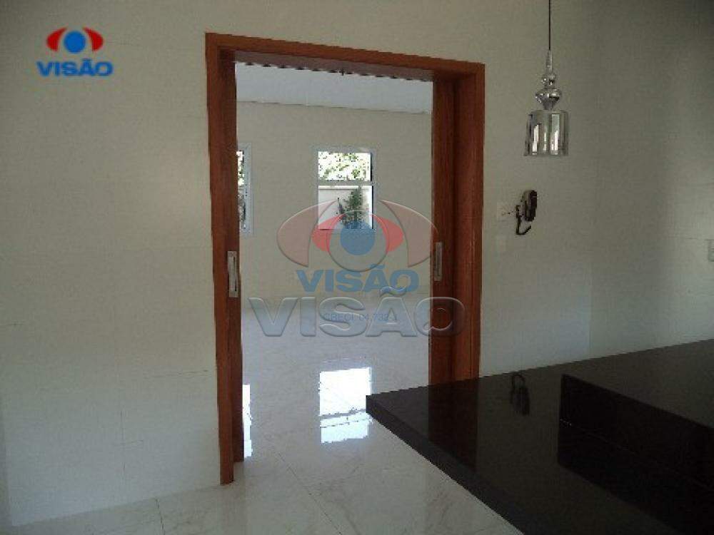 Casa em condomínio à venda no Vila Avai: 