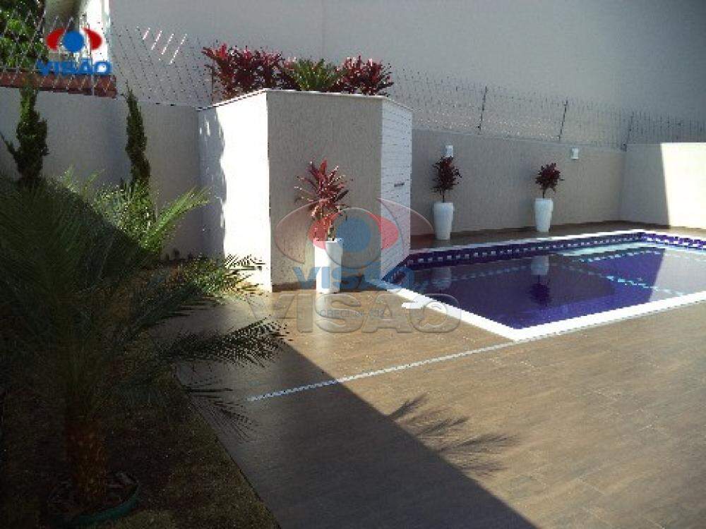 Casa em condomínio à venda no Vila Avai: 