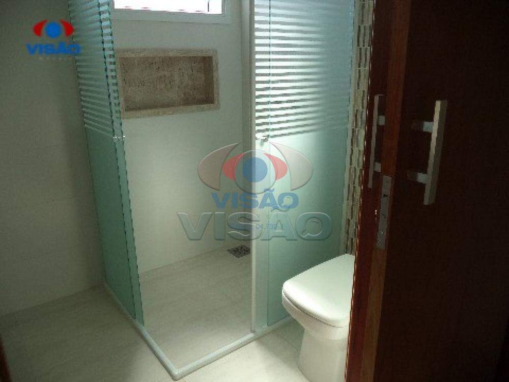 Casa em condomínio à venda no Vila Avai: 