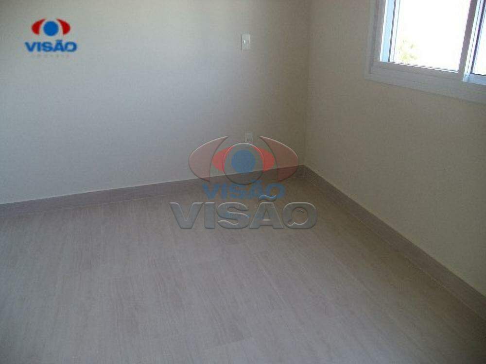 Casa em condomínio à venda no Vila Avai: 