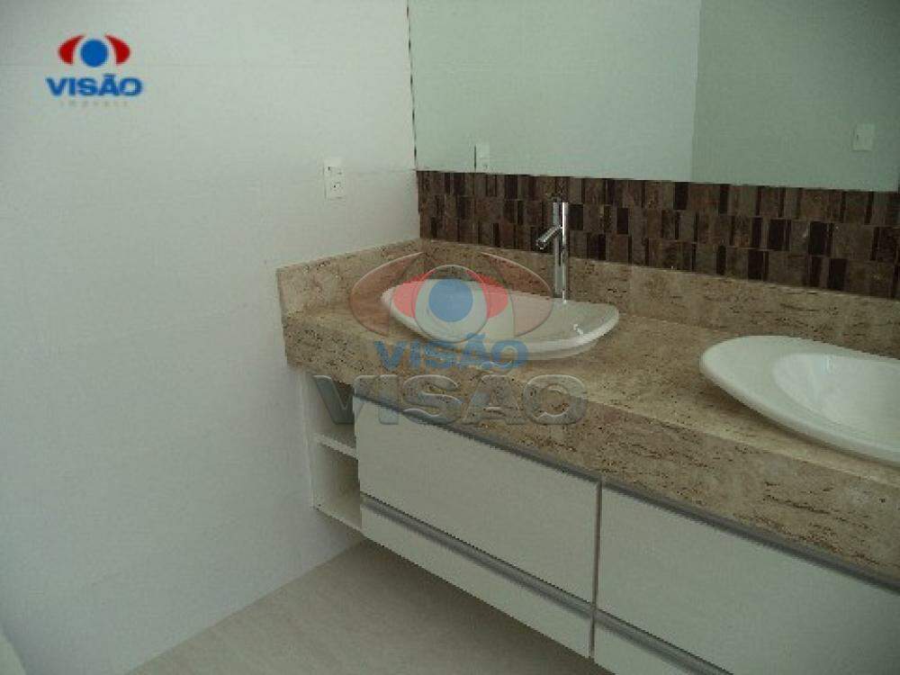 Casa em condomínio à venda no Vila Avai: 