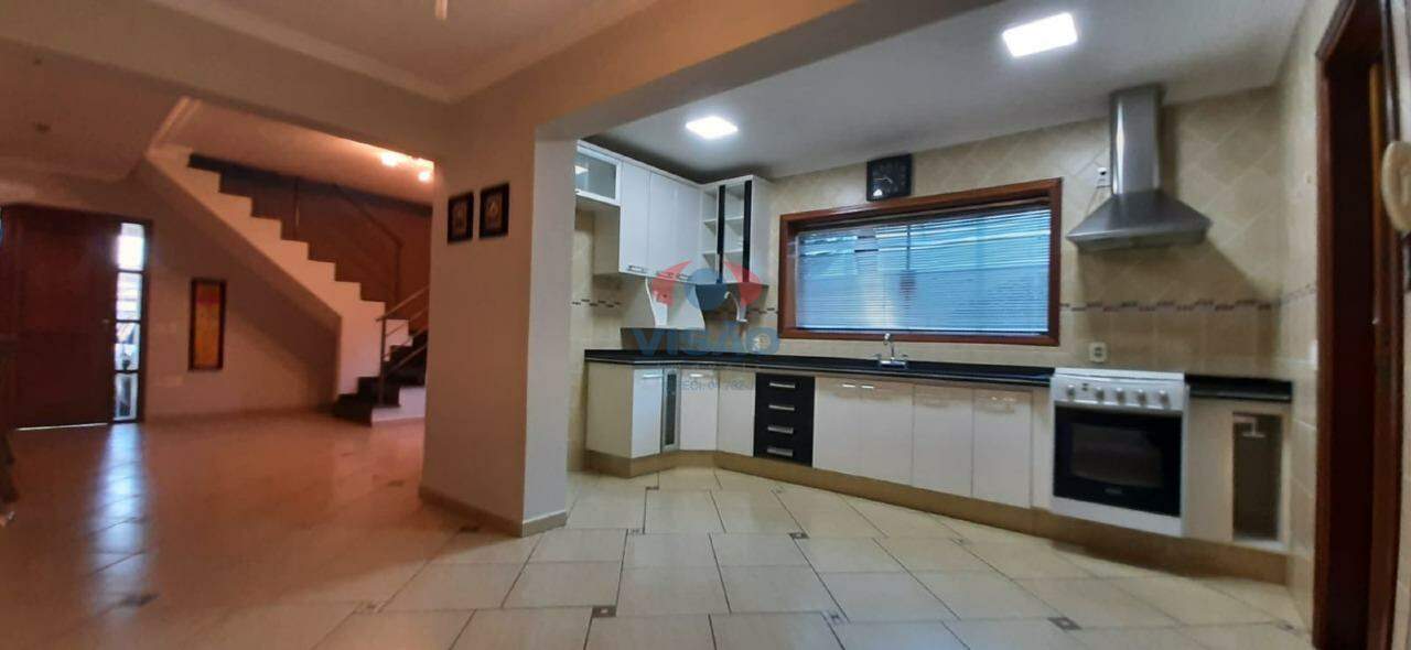 Casa - Sobrado à venda no Jardim Regina: 