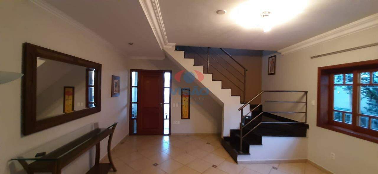 Casa - Sobrado à venda no Jardim Regina: 