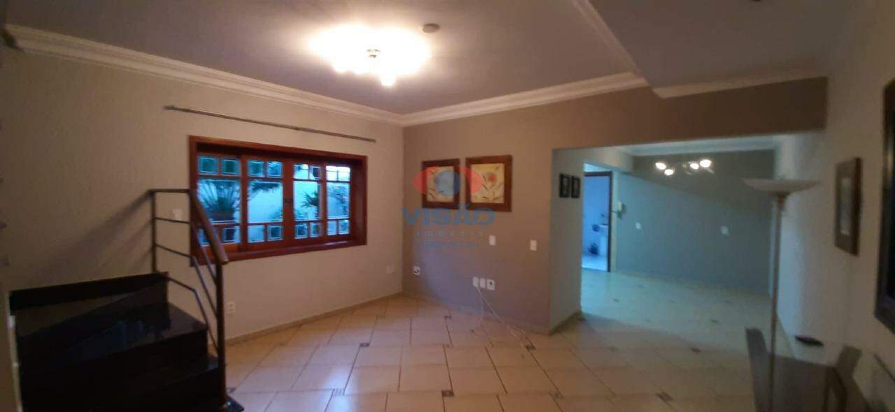 Casa - Sobrado à venda no Jardim Regina: 