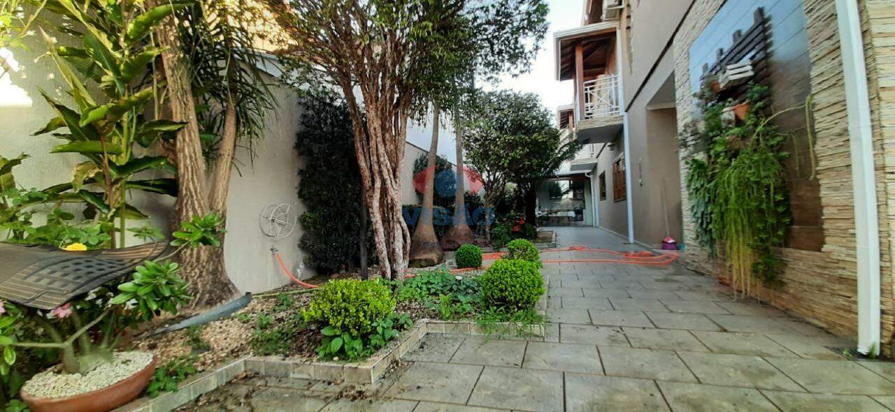 Casa - Sobrado à venda no Jardim Regina: 