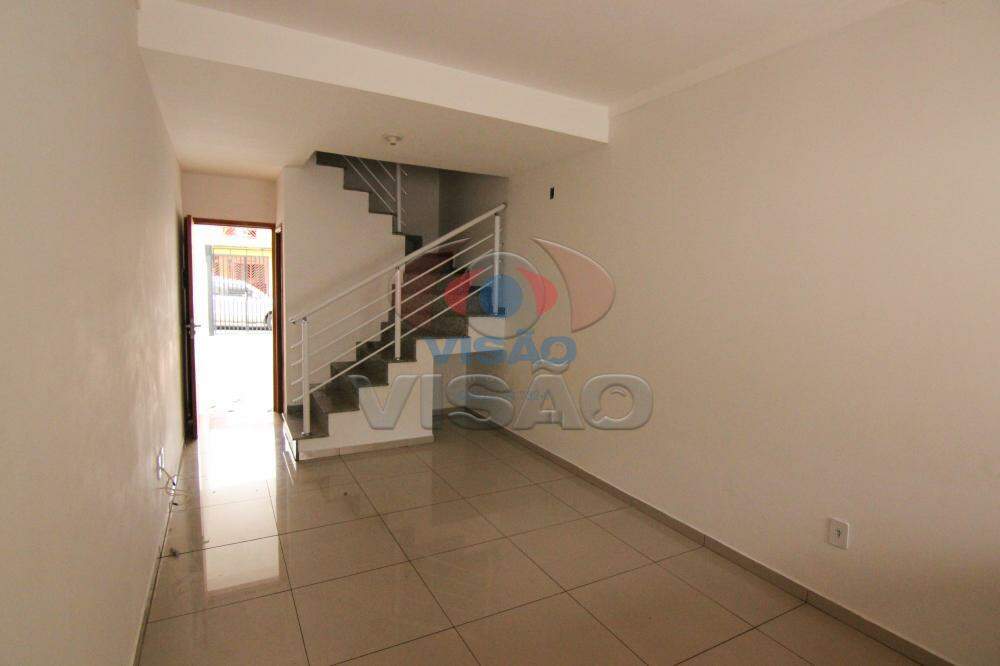Casa - Sobrado à venda no Jardim Nely: