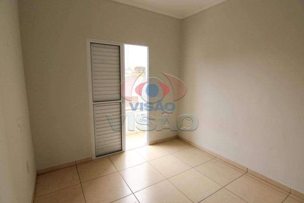 Casa - Sobrado à venda no Jardim Nely: