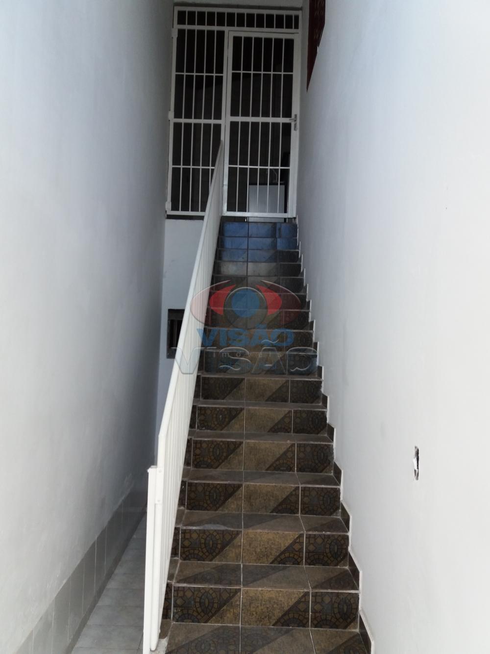 Casa - Sobrado à venda no Jardim Morada do Sol: Escada