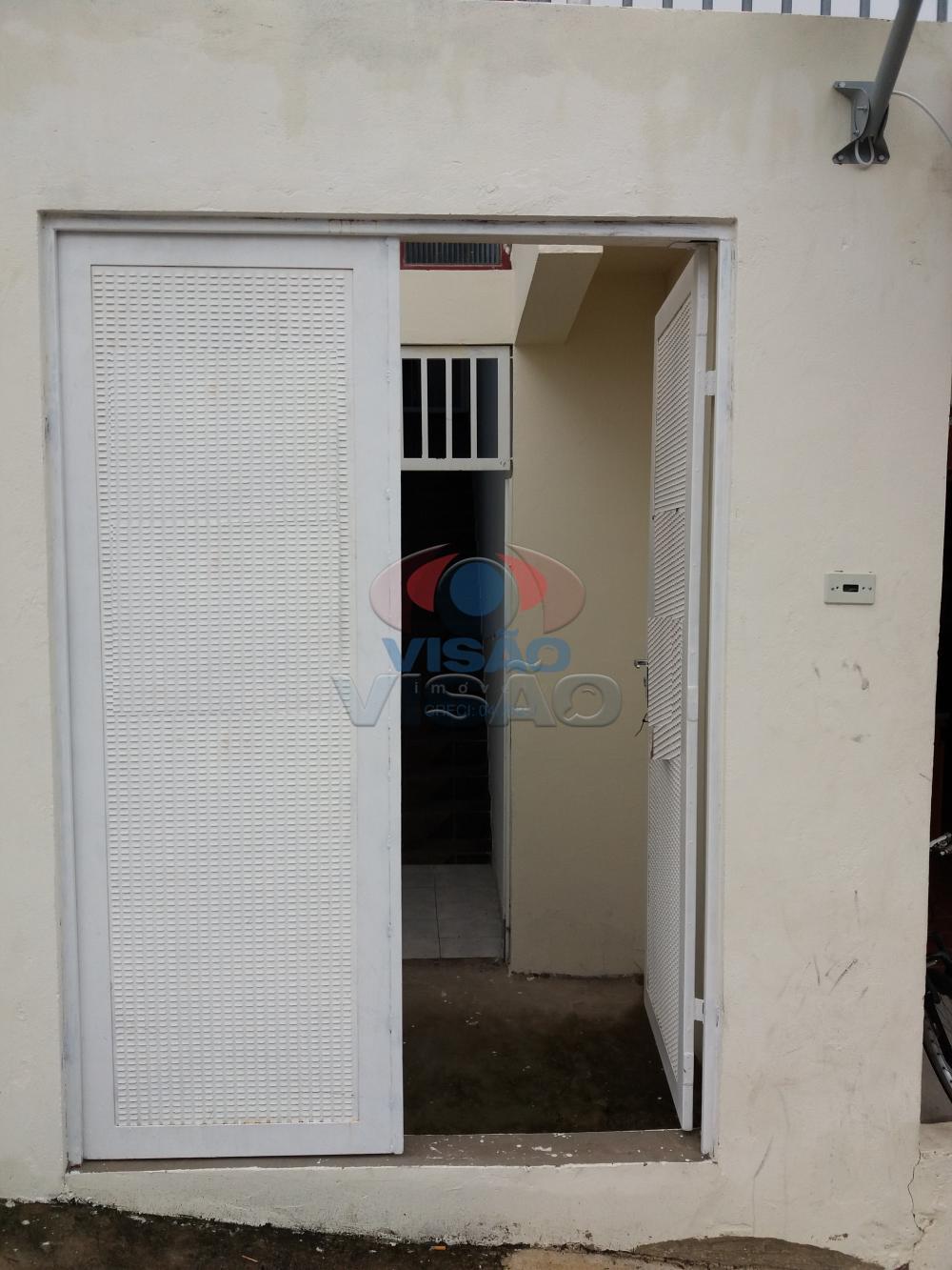 Casa - Sobrado à venda no Jardim Morada do Sol: Porta de Entrada