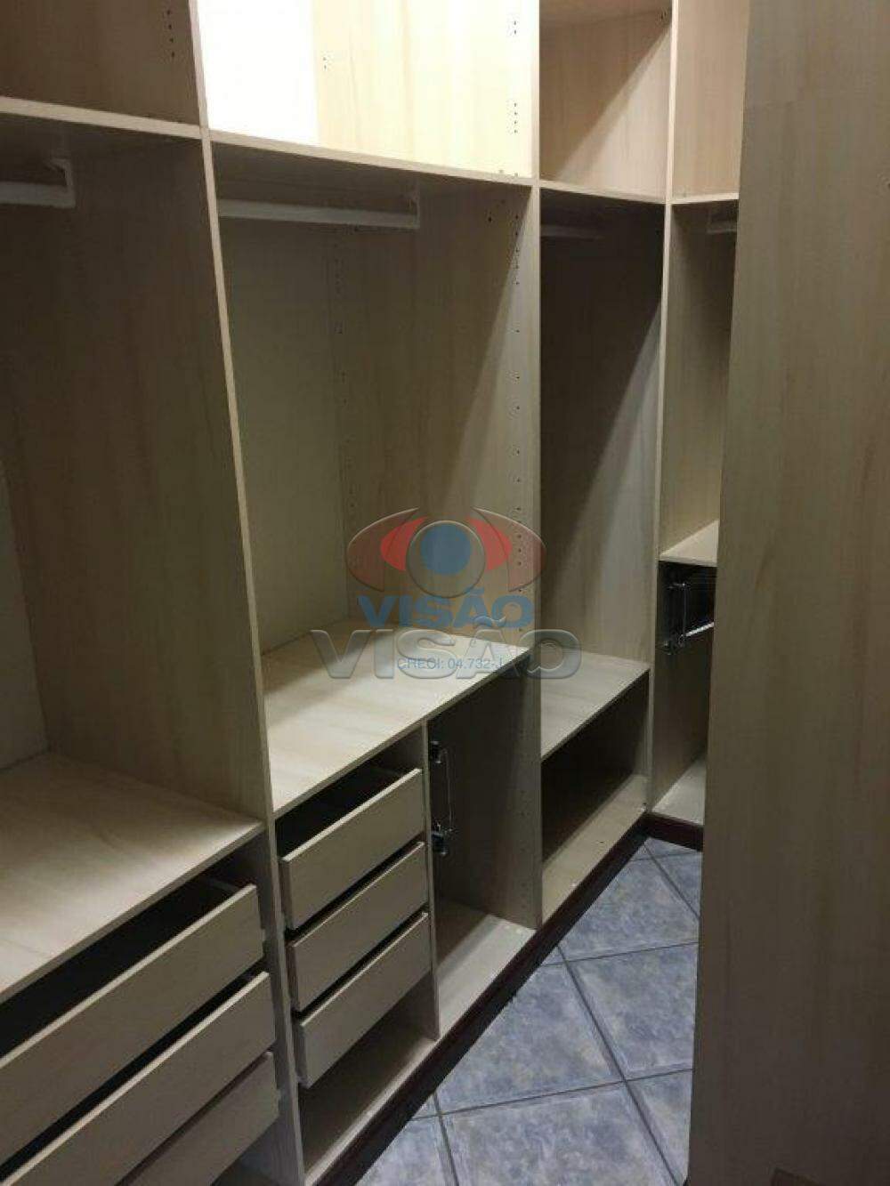 Casa em condomínio à venda no Vila Inglesa: 