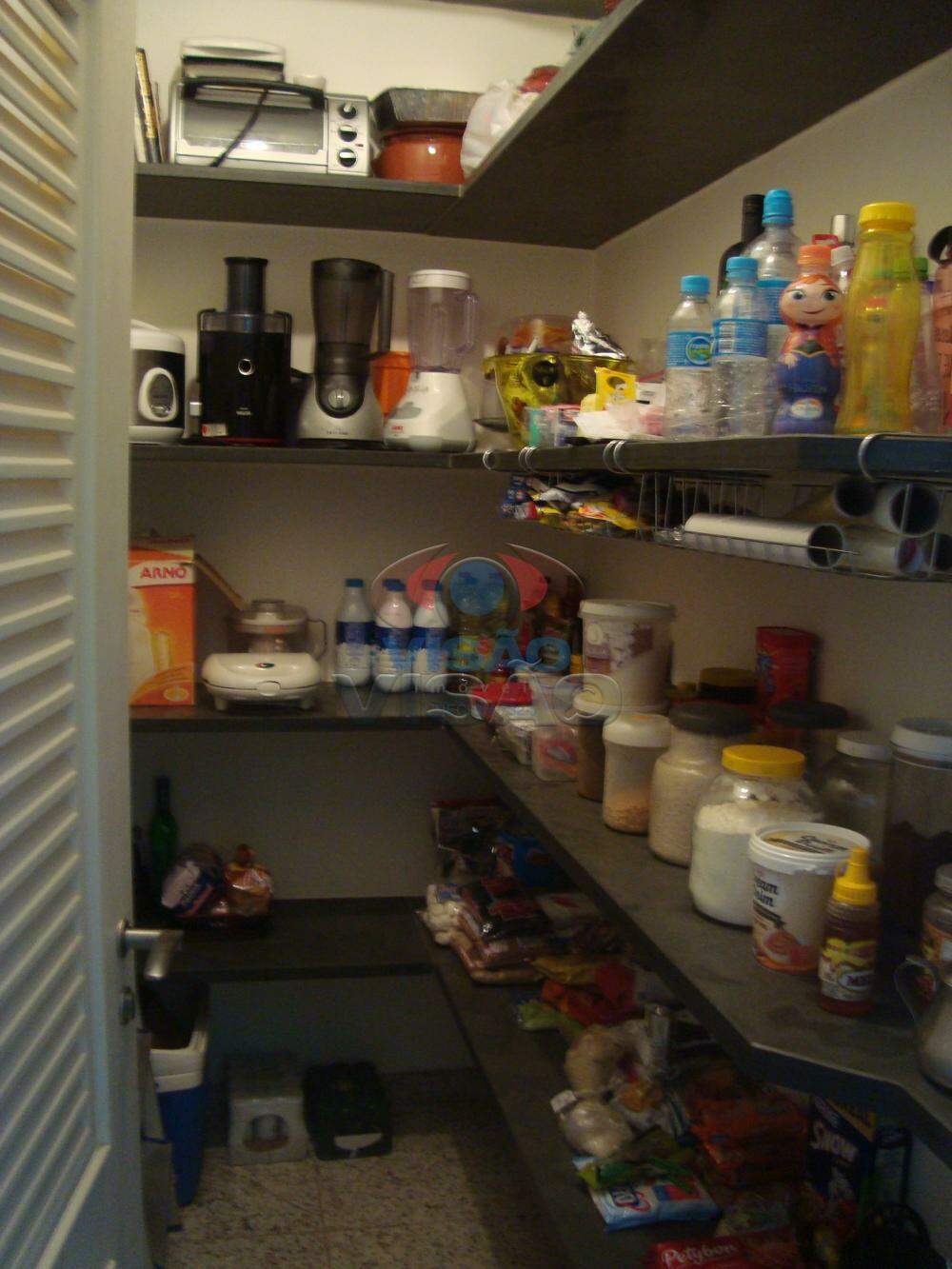 Casa em condomínio à venda no Helvétia: 