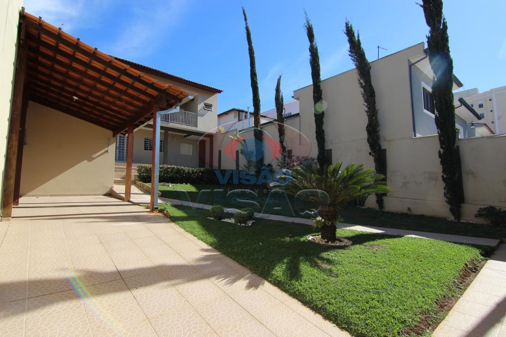 Casa à venda no Jardim Santiago: