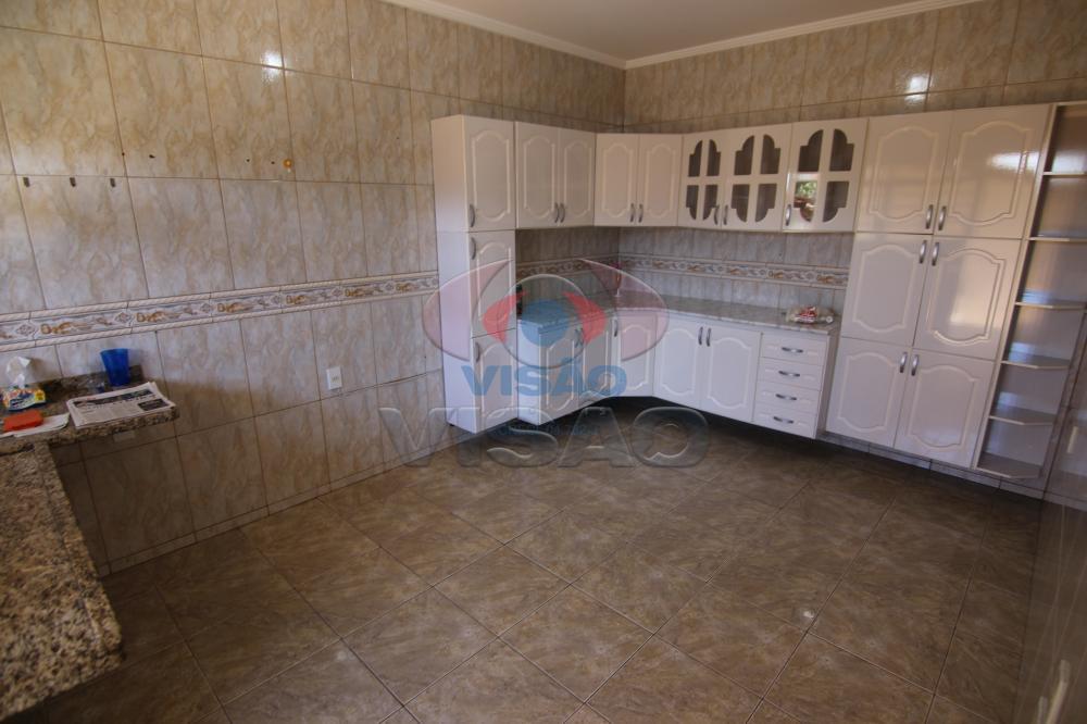 Casa à venda no Jardim Santiago: