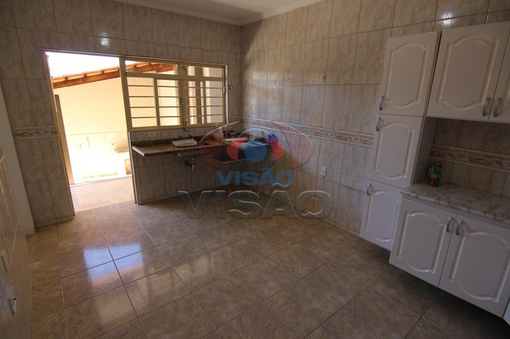 Casa à venda no Jardim Santiago: