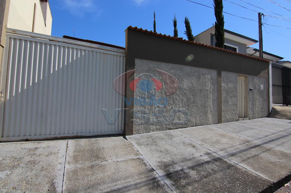 Casa à venda no Jardim Santiago: 